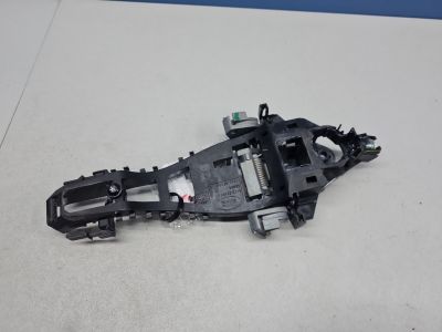 Кронштейн ручки двери левый для Land Rover Discovery 2017-