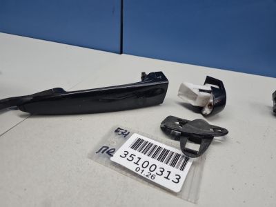 Ручка двери наружная правая для BMW X6 E71 E72 2007-2014