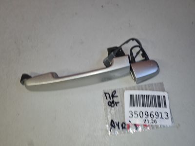 Ручка двери нaружная правая для Toyota Auris E15 2006-2012