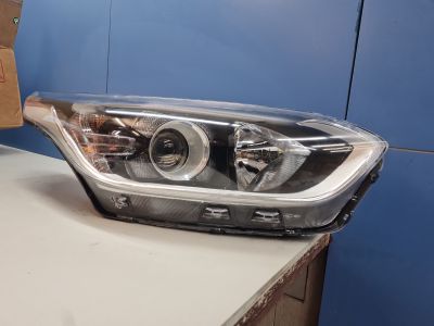 Фара правая для KIA Ceed 2018-