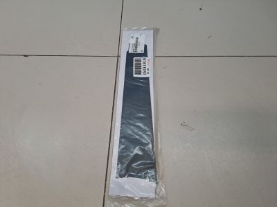 Наклейка рамки двери задняя правая для Hyundai Tucson TL 2015-2021