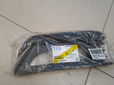 Решётка в бампер левая для Volkswagen Polo Sedan 2011-