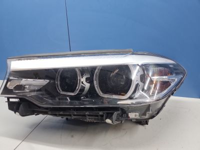 Фара левая для BMW 5 G30 F90 2016-