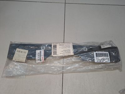 Накладка переднего бампера под номер для Toyota RAV 4 2013-2019