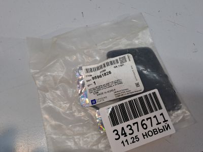 Заглушка переднего бампера буксировочного крюка для Chevrolet Spark M300 2010-2015