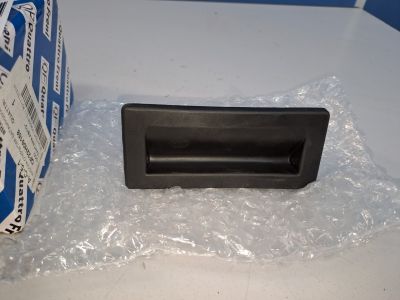 Кнопка открывания багажника для Audi A4 B9 2015-