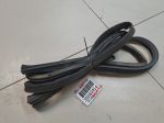 Уплотнитель двери передней левой для Toyota Avensis T25 2003-2008
