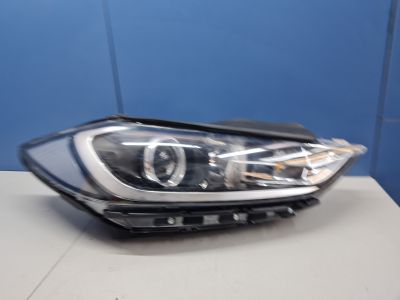 Фара правая для Hyundai Elantra AD 2016-2020