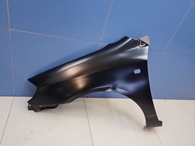 Крыло переднее левое для Toyota Corolla E12 2001-2007