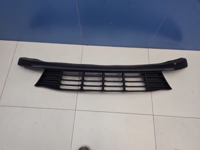 Решётка в бампер центральная для KIA Rio 2017-