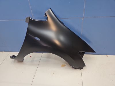 Крыло переднее правое для Toyota Auris E15 2006-2012