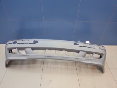 Бампер передний для Mercedes E-klasse W210 1995-2002