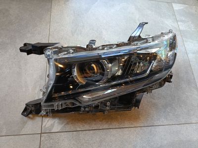 Фара левая для Toyota Land Cruiser Prado 150 2009-