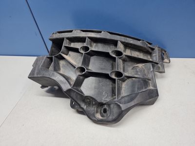 Кронштейн бампера заднего правый для Audi Q8 4M8 2018-