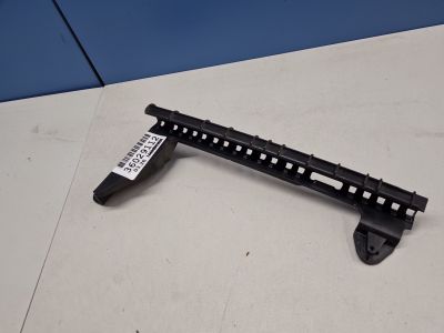 Направляющая стекла задней правой двери для Audi Q7 4L 2005-2015