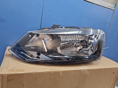 Фара левая для Volkswagen Polo Sedan 2011-