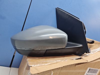 Зеркало правое для Volkswagen Polo Sedan 2011-