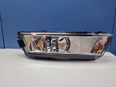 Фара противотуманная правая для Skoda Rapid 2013-