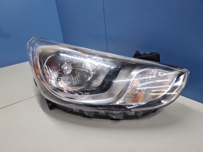 Фара правая для Hyundai Solaris 2010-2017