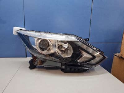 Фара правая для Nissan Qashqai J11E 2014-