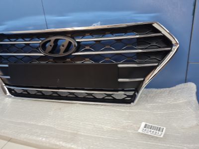 Решетка радиатора для Hyundai Solaris 2017-