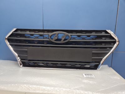 Решетка радиатора для Hyundai Solaris 2017-