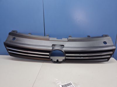 Решетка радиатора для Volkswagen Polo Sedan 2011-
