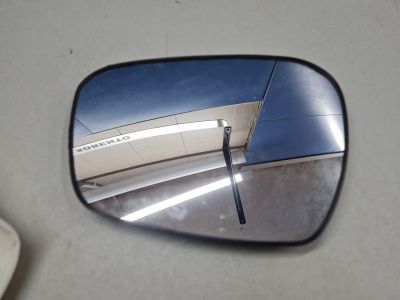 Зеркальный элемент левый для Hyundai Solaris 2010-2017