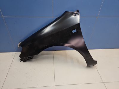 Крыло переднее левое для Toyota Corolla E12 2001-2007