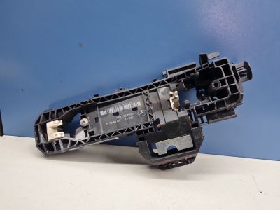 Кронштейн ручки двери левой для Mercedes E-klasse W212 2009-2016
