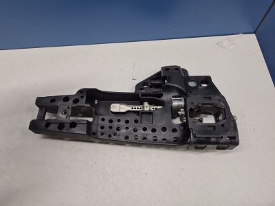 Кронштейн ручки двери правой для Audi A4 B8 2007-2015