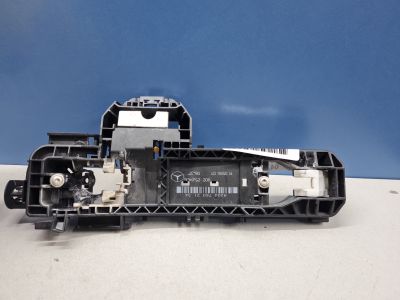 Кронштейн ручки двери левый для Mercedes GLK-klasse X204 2008-2015