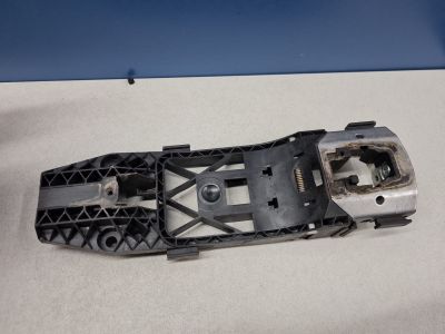 Кронштейн ручки двери для Volkswagen Amarok 2010-