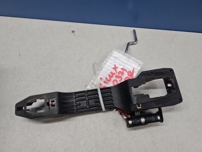 Кронштейн ручки двери передней правой для Toyota Hilux 2005-2015