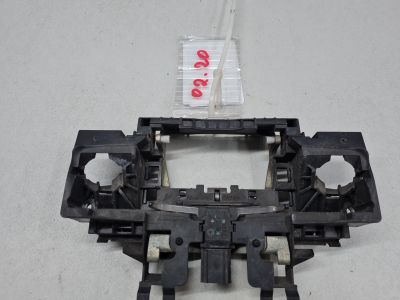 Кронштейн ручки двери левый для Audi A8 S8 D3 2002-2010