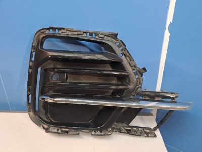 Решётка в бампер правая для BMW X5 G05 2018-