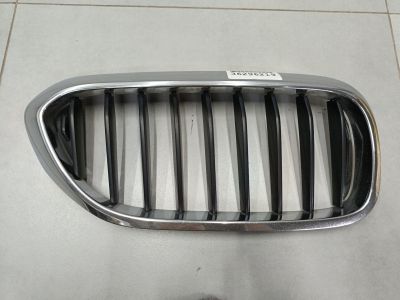 Решетка радиатора правая для BMW 5 G30 F90 2016-