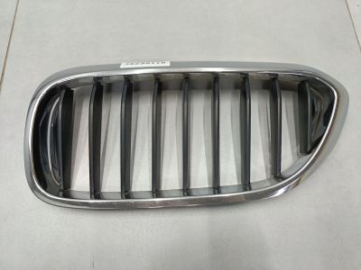Решетка радиатора левая для BMW 5 G30 F90 2016-
