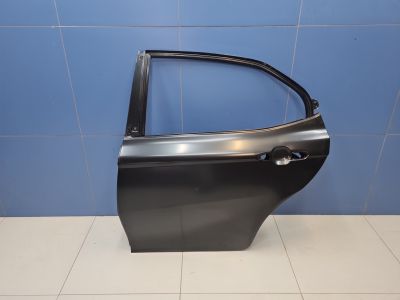 Дверь левая задняя для Toyota Camry V70 2017-