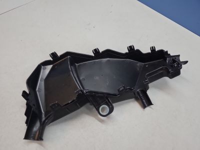 Крышка блока предохранителей нижняя для Toyota Camry V80 2023-