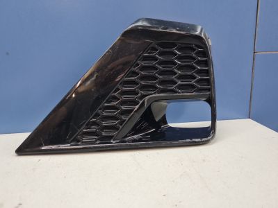 Заглушка переднего бампера правая для Toyota Land Cruiser Prado 150 2009-