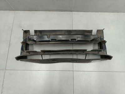 Воздуховод радиатора нижний для BMW 4 F32 F33 2013-2020