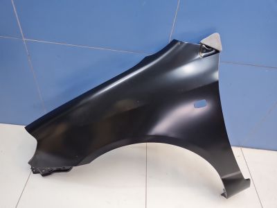 Крыло переднее левое для Toyota Corolla E12 2001-2007