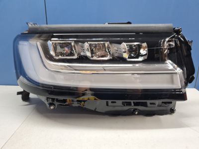 Фара правая для Toyota Land Cruiser 300 2021-