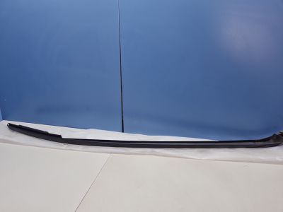 Молдинг лобового стекла правый для Toyota Land Cruiser 200 2008-