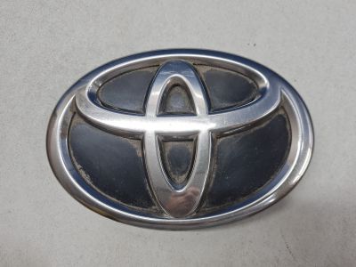 Эмблема решетки радиатора для Toyota Camry V70 2017-