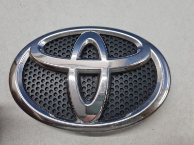 Эмблема решетки радиатора для Toyota RAV 4 2013-2019