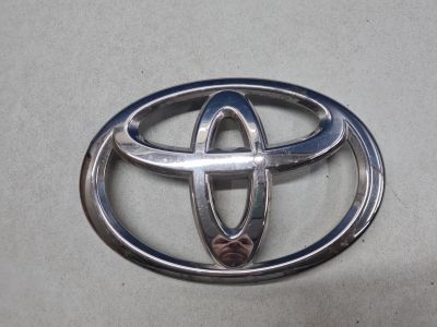 Эмблема решетки радиатора для Toyota Land Cruiser Prado 150 2009-