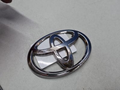 Эмблема двери багажника для Toyota Highlander U40 2007-2013