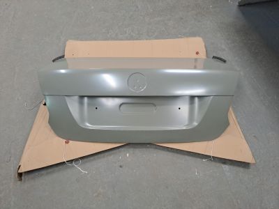 Крышка багажника для Volkswagen Polo Sedan 2011-